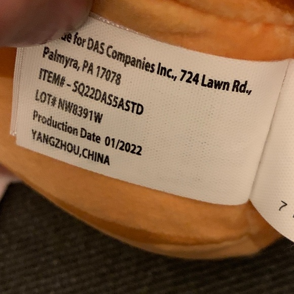 🧁 Squishmallows Diedre the Cupcake – 6” Plush – New with Tags 🧁 - Picture 10 of 11